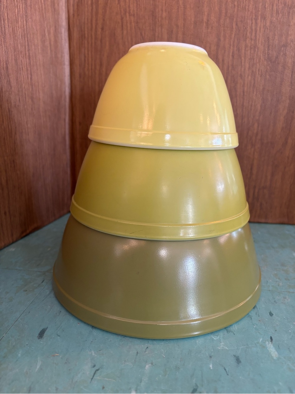 Vintage 1960’s Pyrex Nesting Bowls Avocado Green,Set of 3 verde